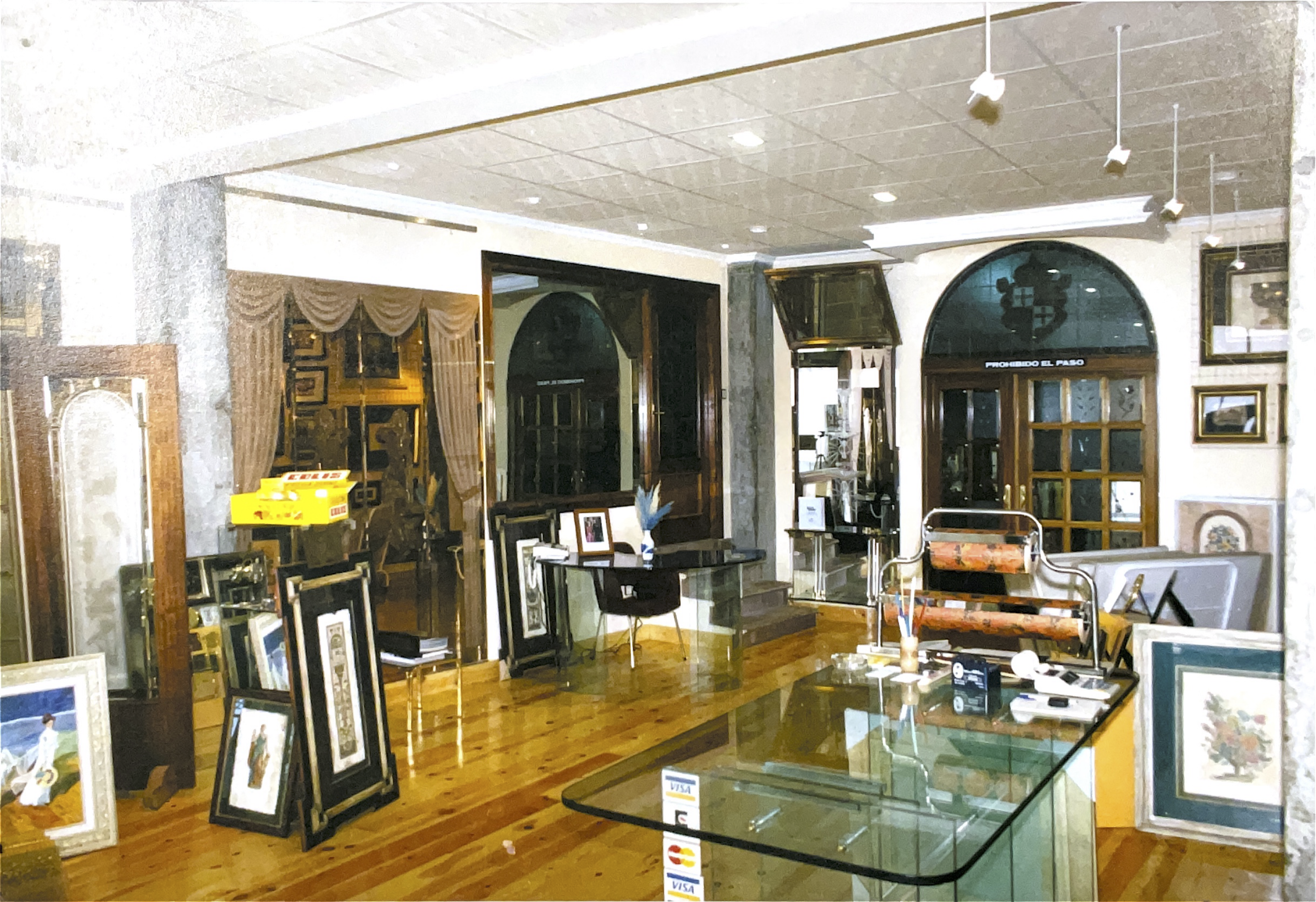 Interior del antiguo taller de Cristalerías Illescas